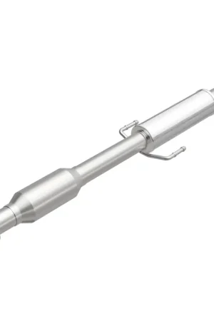 Magnaflow 14-15 Cadenza 3.3L Underbody Direct Fit Converter While Supplies Last