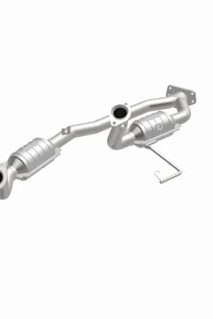 MagnaFlow Conv DF 01-03 Windstar 3.8 Fresh Stock