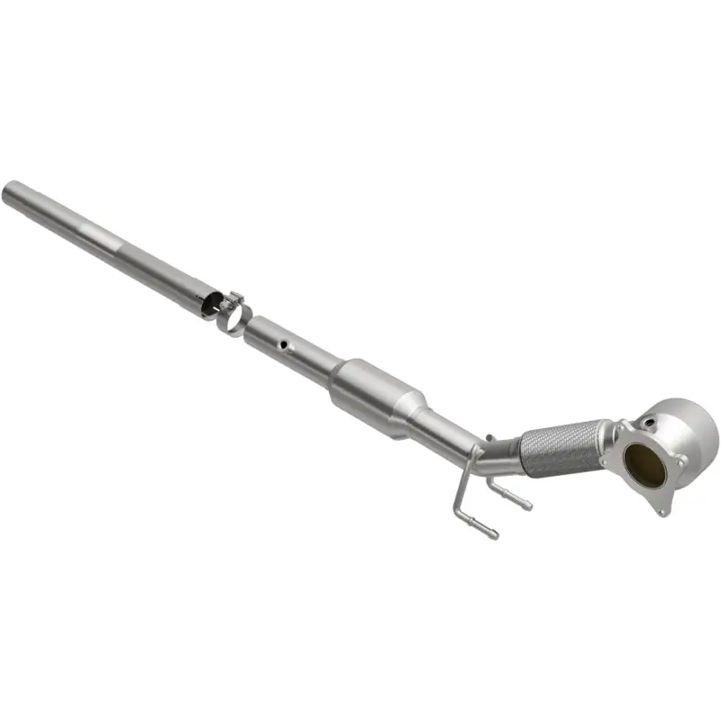 Luxury MagnaFlow 12-23 Volkswagen Beetle L4 2.0L OEM Underbody Direct-Fit Catalytic Converter