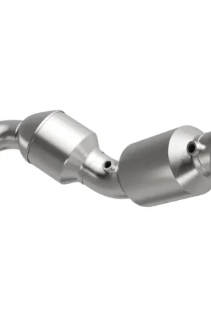 Magnaflow 21-23 Ford F-150 3.5L Left Underbody Direct Fit Converter Limited Time