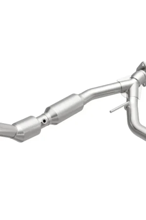 Viral Magnaflow 03-04 Ford Expedition 5.4L Direct Fit Converter