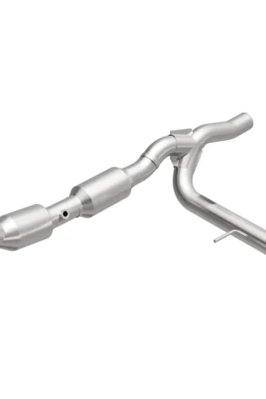 Magnaflow 2004 Ford F-150 5.4L Direct Fit Converter Premium