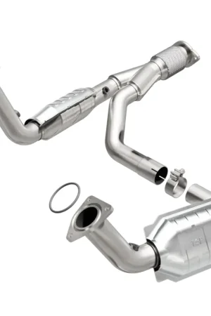 Luxury MagnaFlow Conv DF 06-09 Chevy Trailblazer SS 6.0L SS *NOT FOR SALE IN CALIFORNIA*