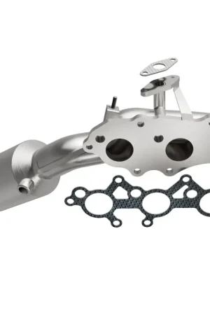 Magnaflow 2013 FJ Cruiser V6 4 OEM Manifold Direct Fit Converter Latest