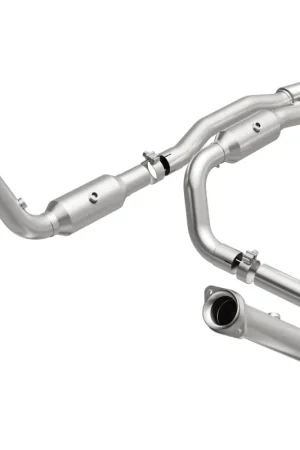 MagnaFlow 2012 Ram 1500 Tradesman HD V8 5.7L OEM Underbody Direct-Fit Catalytic Converter Hot Deal