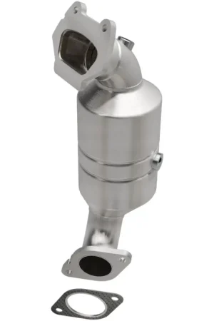 MagnaFlow OEM Grade 11-14 Dodge Grand Caravan Direct Fit Federal Rear Catalytic Converter While Supplies Last