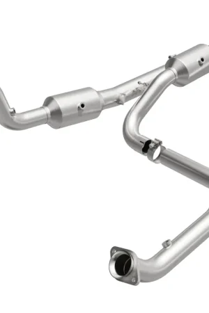 Magnaflow 14-18 2500 V8 6.4 OEM Underbody Direct Fit Converter Top Rated