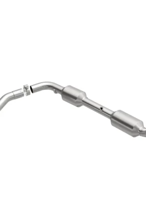 Magnaflow 07-10 Toyota Tundra 5.7L Direct Fit Converter Professional Grade