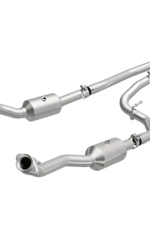 Exclusive MagnaFlow 20-21 Ford Transit-150 Single Underbody V6 3.5L RWD Direct-Fit Catalytic Converter