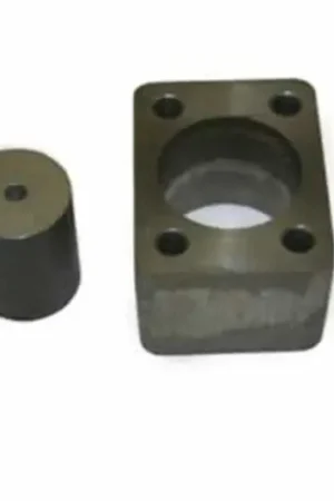 Skyjacker Steering Block All Non-Spec Vehicles Fan Favorite