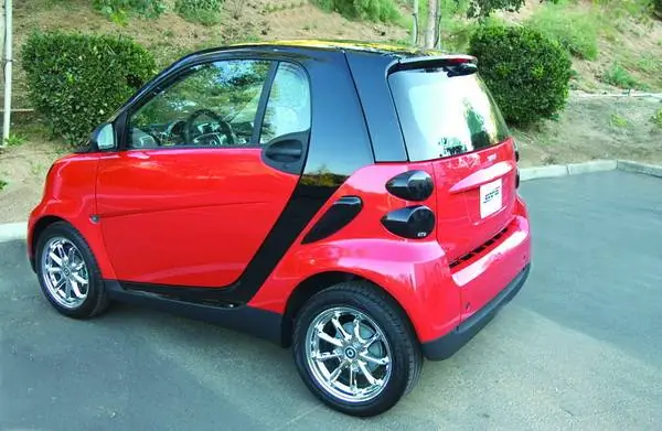 Top Rated Smart ForTwo GT Styling Rear Taillight Blackout - Small - GT4810