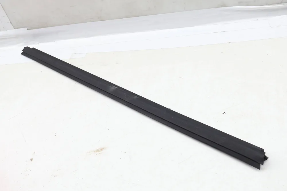 Mercedes-Benz Door Window Slot Seal / Trim (Inner) 1667250365 Best Seller