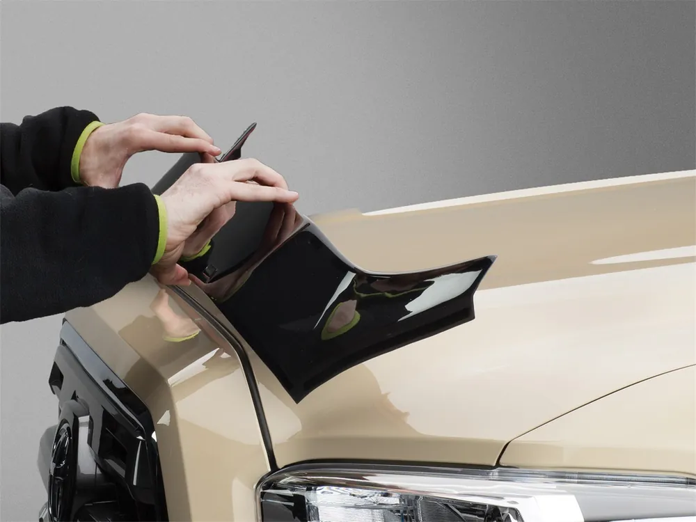 No Minimum Order Weathertech Low Profile Aerodynamic Hood Protector Dark Smoke BHTJ 55079