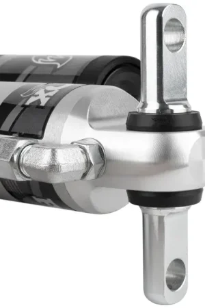 Fast Shipping Fox 4WD Suspension 2011+ Chevrolet HD 2.0 Perf Series 7.1in Smooth Body IFP Front Shock / 1.5-3.5in Lift / LSC Adj